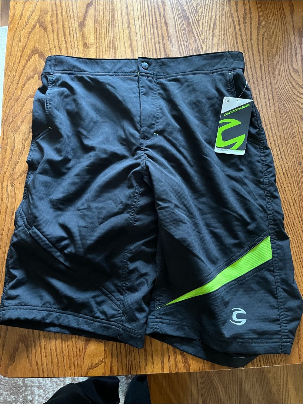 Men Cannondale Black mountain bike  shorts with removable padded liner